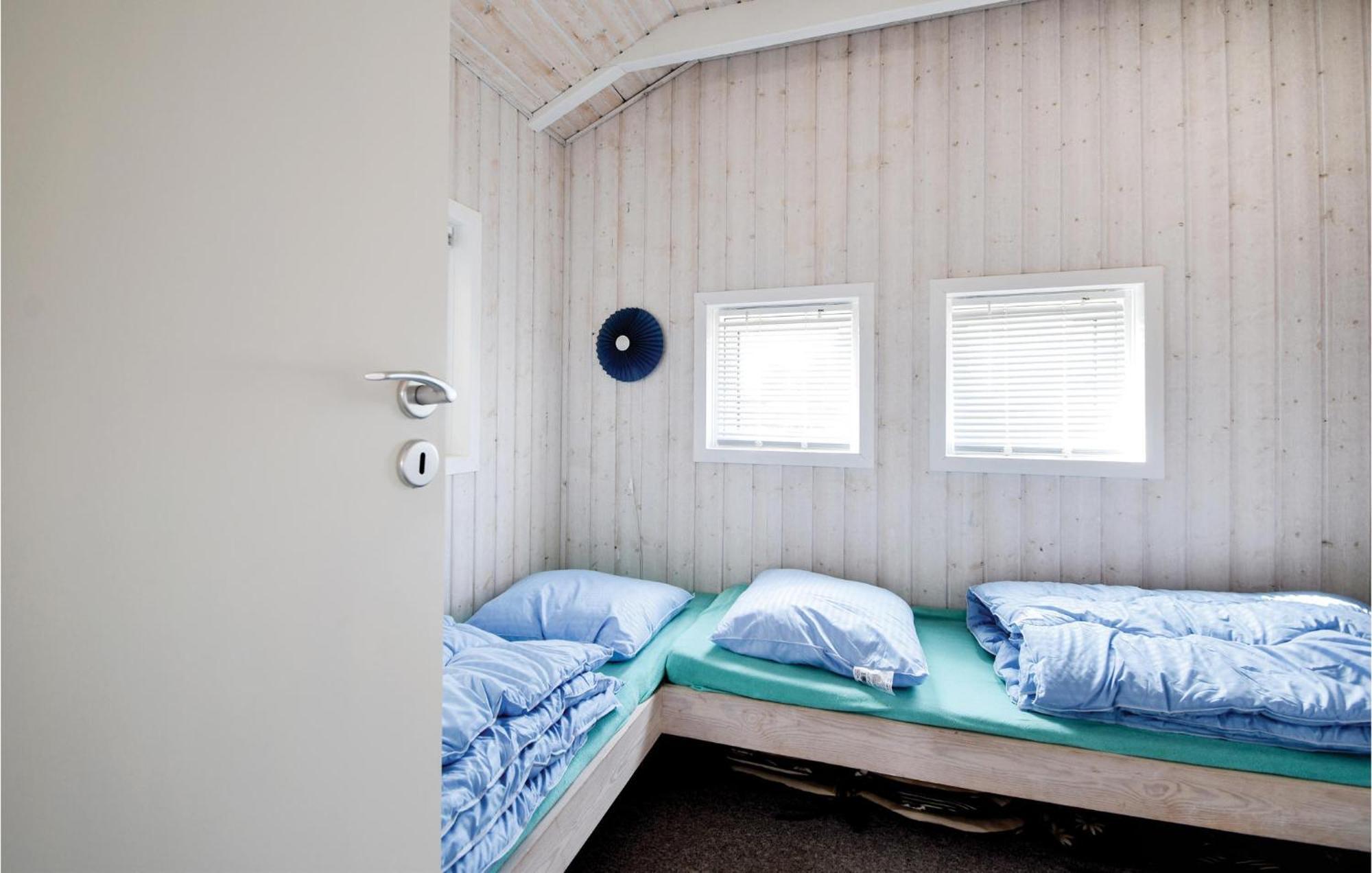 Amazing Home In Bjert With Wifi Binderup Strand Bagian luar foto